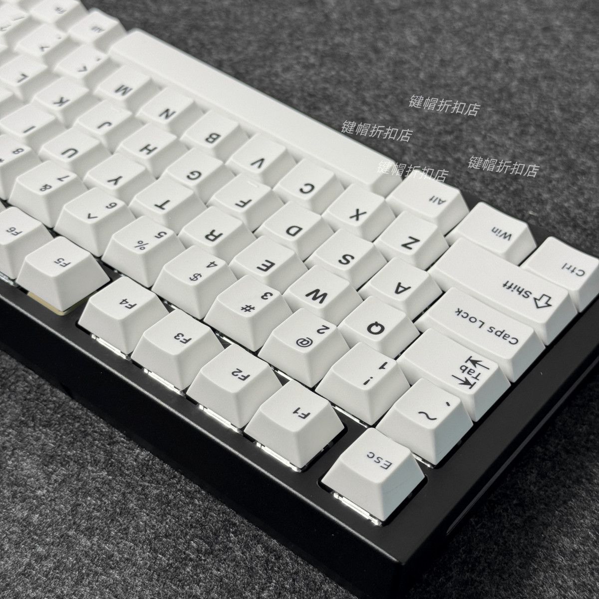 คีย์แคปสีขาวล้วนสไตล์มินิมอล โ - Gaming Keyboard Extension บทวิจารณ์และราคา