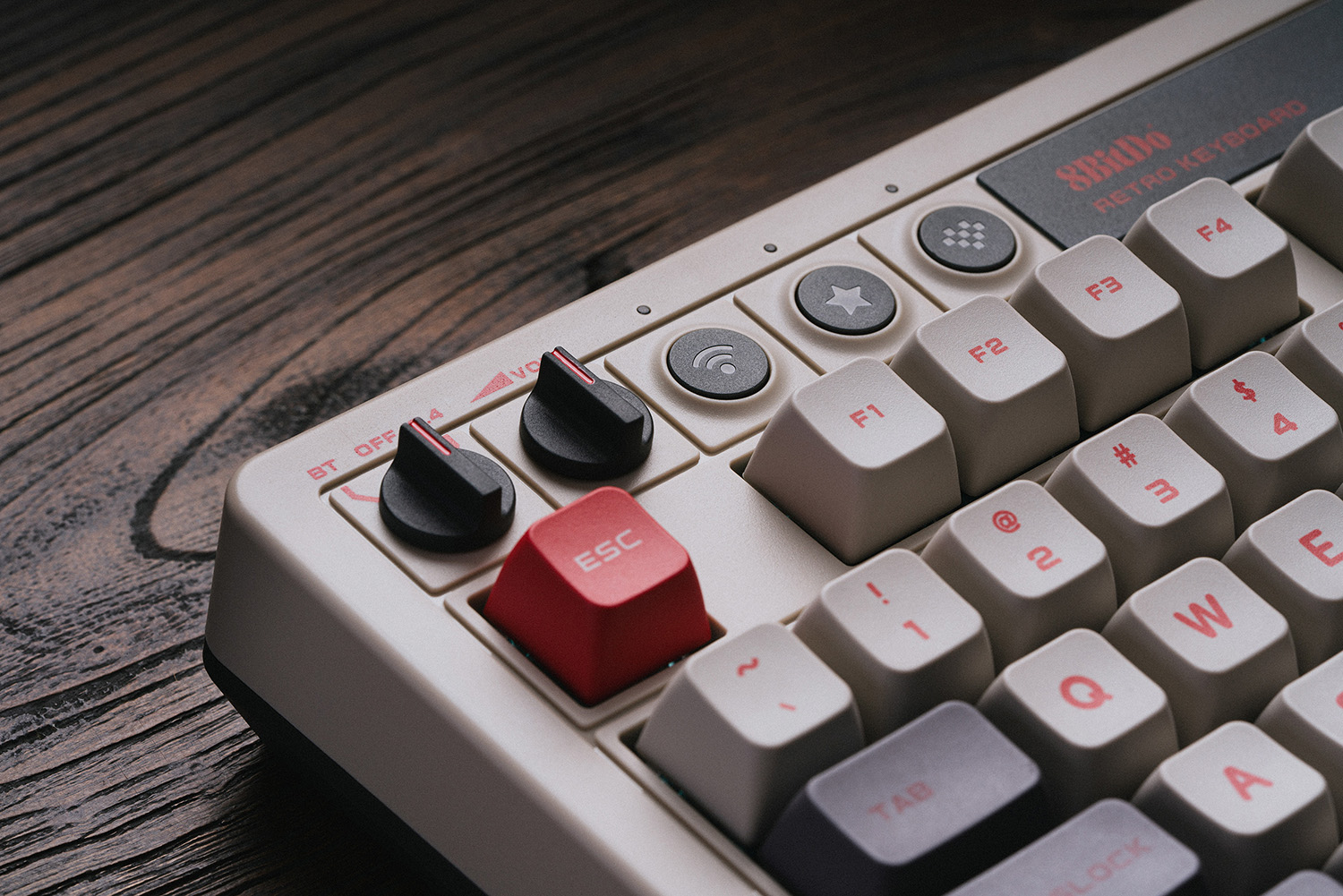 8Bitdo Retro Mechanical Keyboa - Gaming Keyboard Hot Swappable บทวิจารณ์และราคา